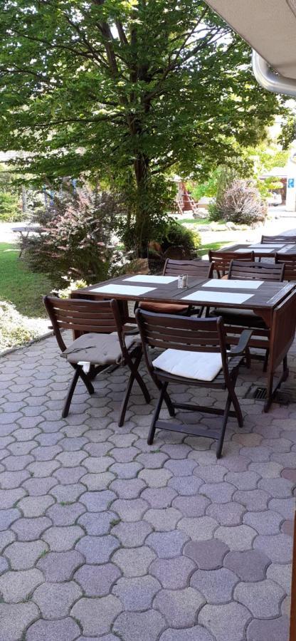 Kenguru Panzio Hotel Hodmezovasarhely Luaran gambar