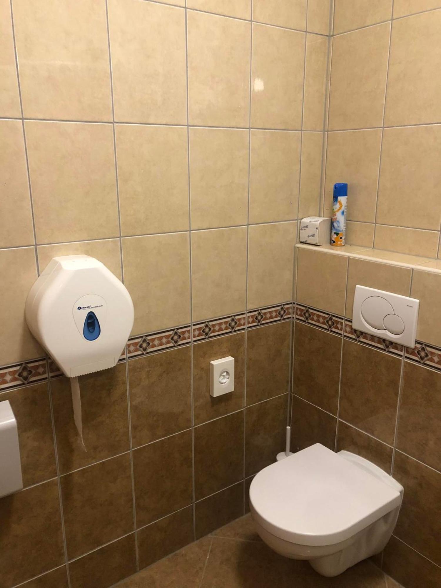 Kenguru Panzio Hotel Hodmezovasarhely Luaran gambar