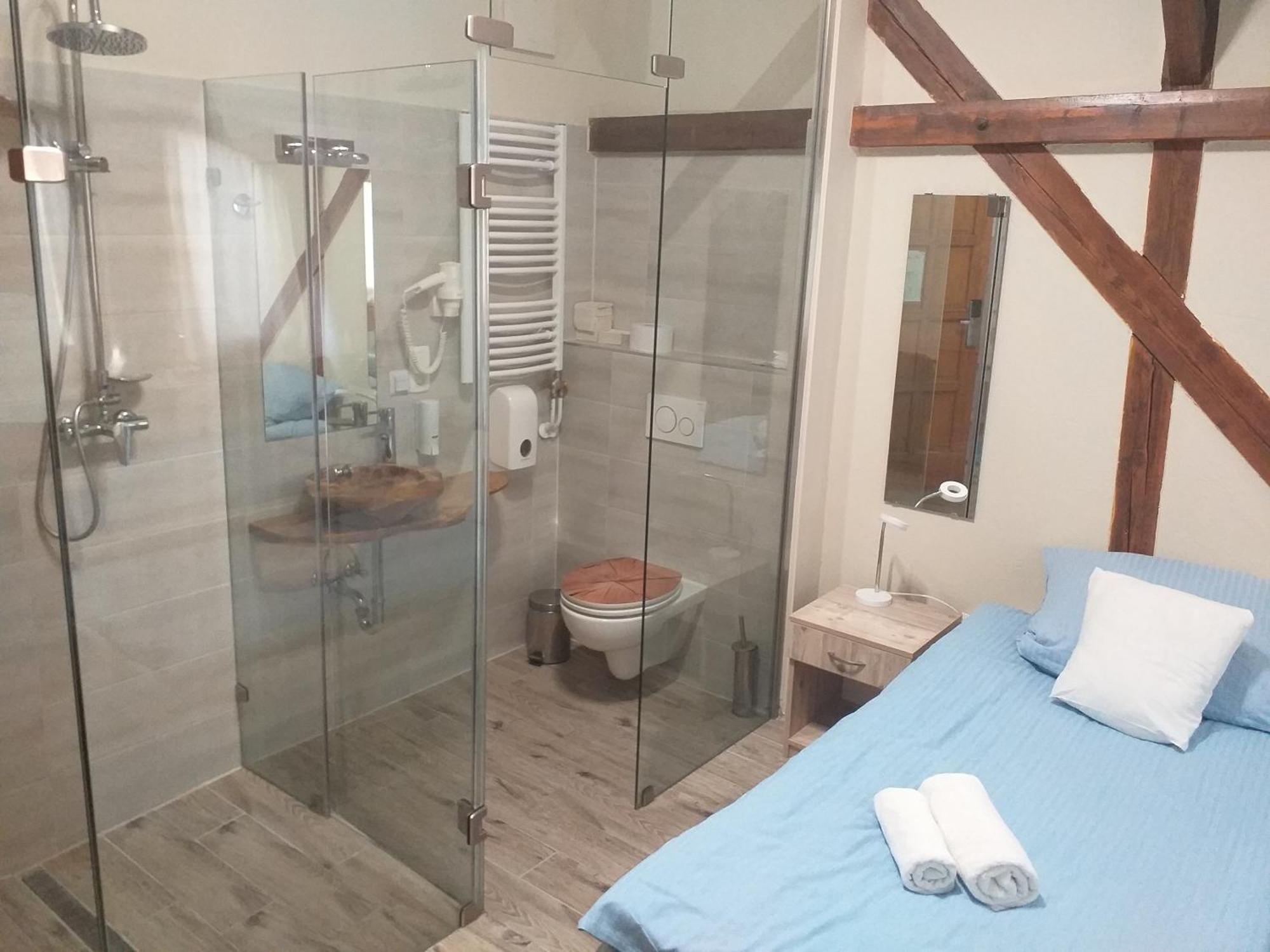 Kenguru Panzio Hotel Hodmezovasarhely Luaran gambar
