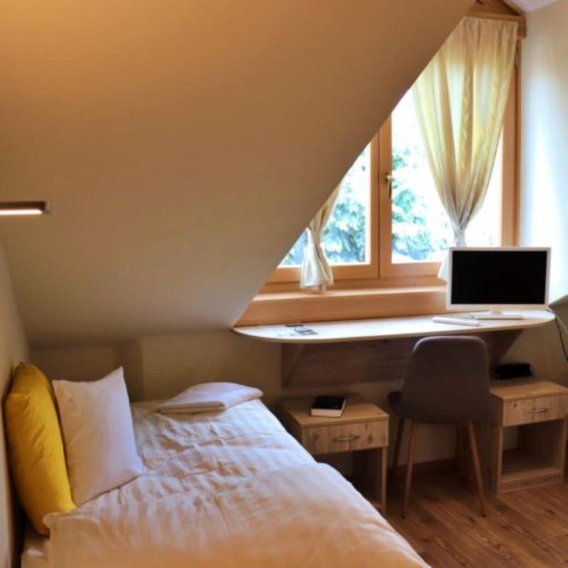 Kenguru Panzio Hotel Hodmezovasarhely Luaran gambar